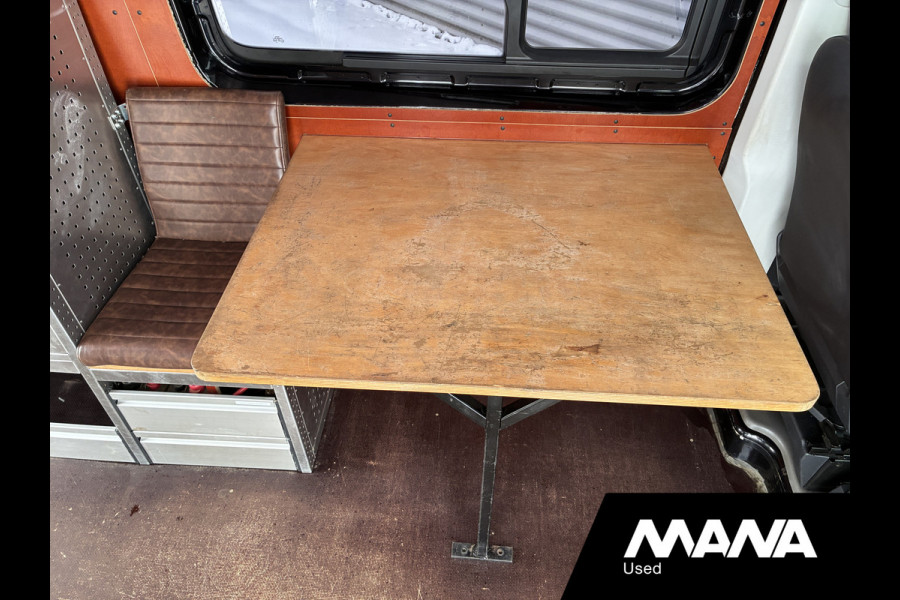 Volkswagen Crafter 35 2.0 TDI L3H3 Automaat Trekhaak 2x Treeplank Camera Cruise Standkachel Elektrische schuifdeur