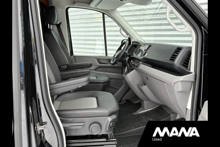 Volkswagen Crafter 35 2.0 TDI L3H3 Automaat Trekhaak 2x Treeplank Camera Cruise Standkachel Elektrische schuifdeur