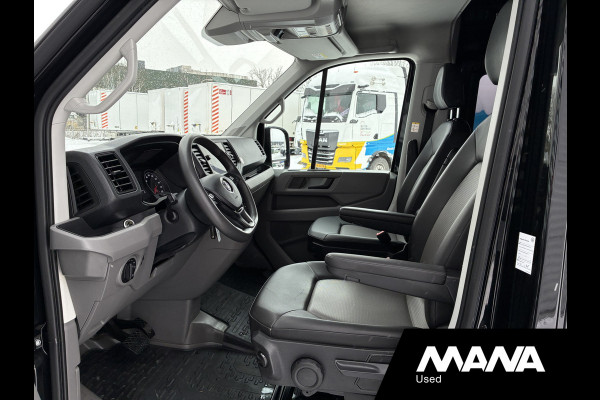 Volkswagen Crafter 35 2.0 TDI L3H3 Automaat Trekhaak 2x Treeplank Camera Cruise Standkachel Elektrische schuifdeur