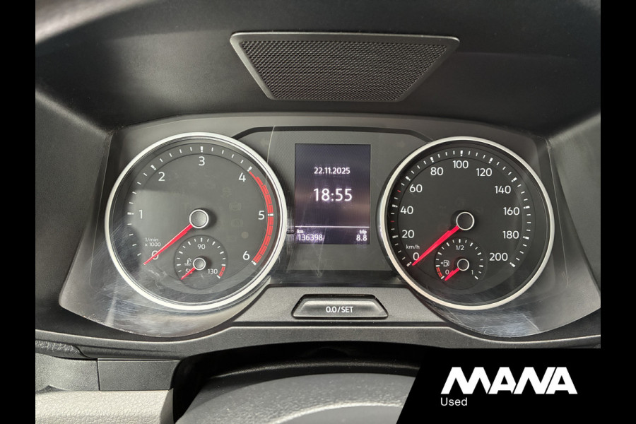 Volkswagen Crafter 35 2.0 TDI L3H3 Automaat Trekhaak 2x Treeplank Camera Cruise Standkachel Elektrische schuifdeur