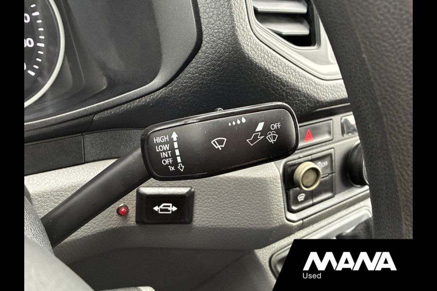 Volkswagen Crafter 35 2.0 TDI L3H3 Automaat Trekhaak 2x Treeplank Camera Cruise Standkachel Elektrische schuifdeur