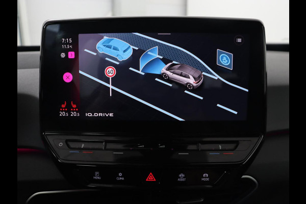 Volkswagen ID.3 First 58 kWh | Stoel & stuurverwarming | Adaptive cruise | Camera | Carplay | Navigatie | Full LED | Parkeerhulp | 18" lichtmetalen velgen
