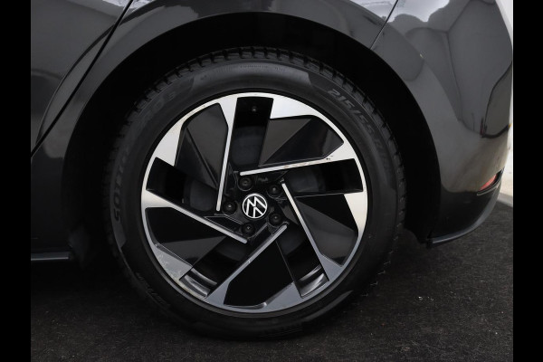 Volkswagen ID.3 First 58 kWh | Stoel & stuurverwarming | Adaptive cruise | Camera | Carplay | Navigatie | Full LED | Parkeerhulp | 18" lichtmetalen velgen