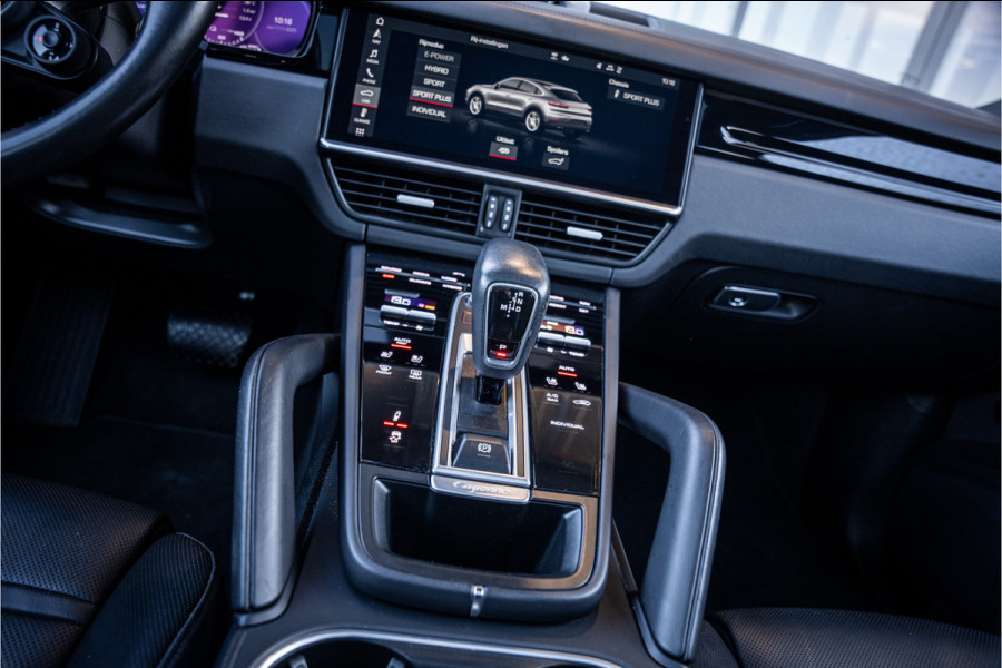 Porsche Cayenne Coupé 3.0 E-Hybrid - Sport Chrono + | Panorama | Stoelkoeling | Memory | 360 Camera