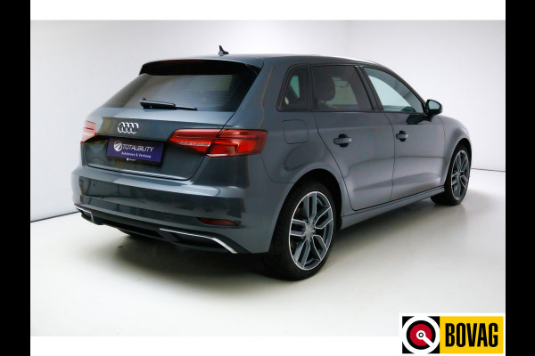Audi A3 Sportback 40 e-tron 204 PK 2x S-Line | Panoramadak | Adaptive Cruise | Led |Stoelverwarming PDC V+A, Privacy glas, 18 inch