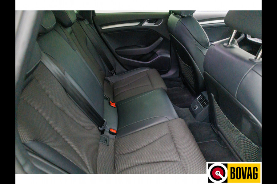 Audi A3 Sportback 40 e-tron 204 PK 2x S-Line | Panoramadak | Adaptive Cruise | Led |Stoelverwarming PDC V+A, Privacy glas, 18 inch