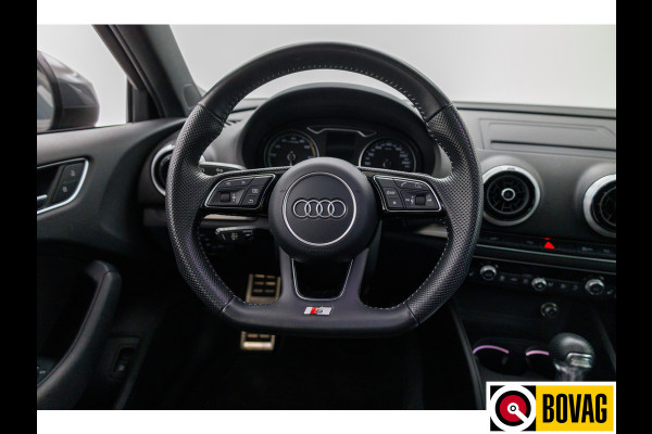 Audi A3 Sportback 40 e-tron 204 PK 2x S-Line | Panoramadak | Adaptive Cruise | Led |Stoelverwarming PDC V+A, Privacy glas, 18 inch