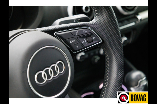 Audi A3 Sportback 40 e-tron 204 PK 2x S-Line | Panoramadak | Adaptive Cruise | Led |Stoelverwarming PDC V+A, Privacy glas, 18 inch