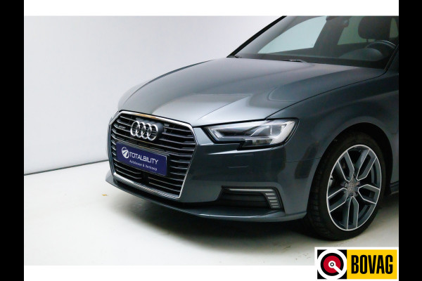 Audi A3 Sportback 40 e-tron 204 PK 2x S-Line | Panoramadak | Adaptive Cruise | Led |Stoelverwarming PDC V+A, Privacy glas, 18 inch