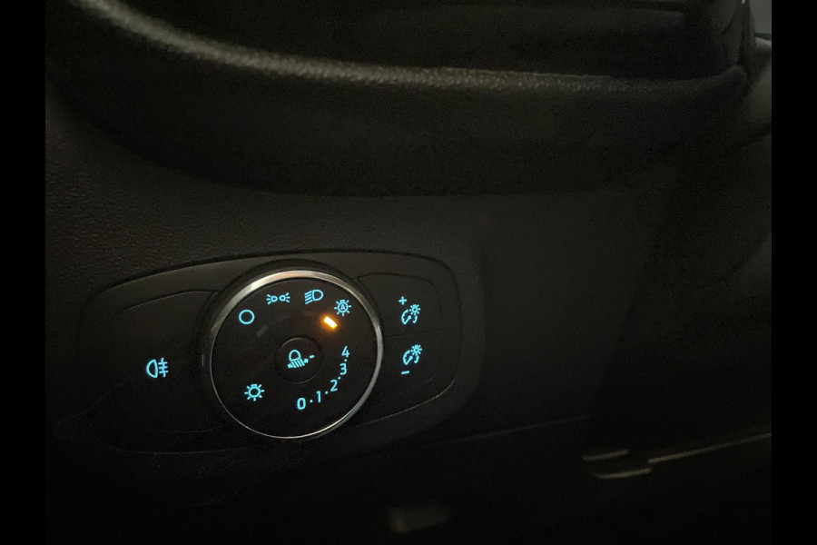 Ford Fiesta 1.0 EcoBoost Hybrid Titanium AIRCO NAVI CRUISE BLUETOOTH APPLE CARPLAY PDC CHROOM ZEER NETTE AUTO