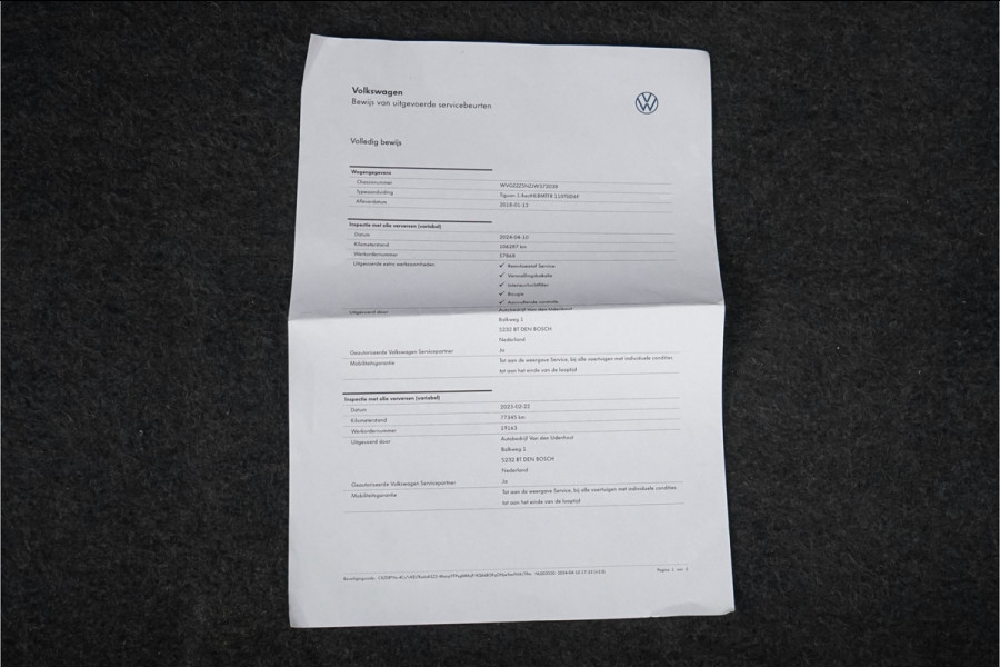 Volkswagen Tiguan 1.4 TSI R-Line Pano ACC Leder Trekhaak 20"