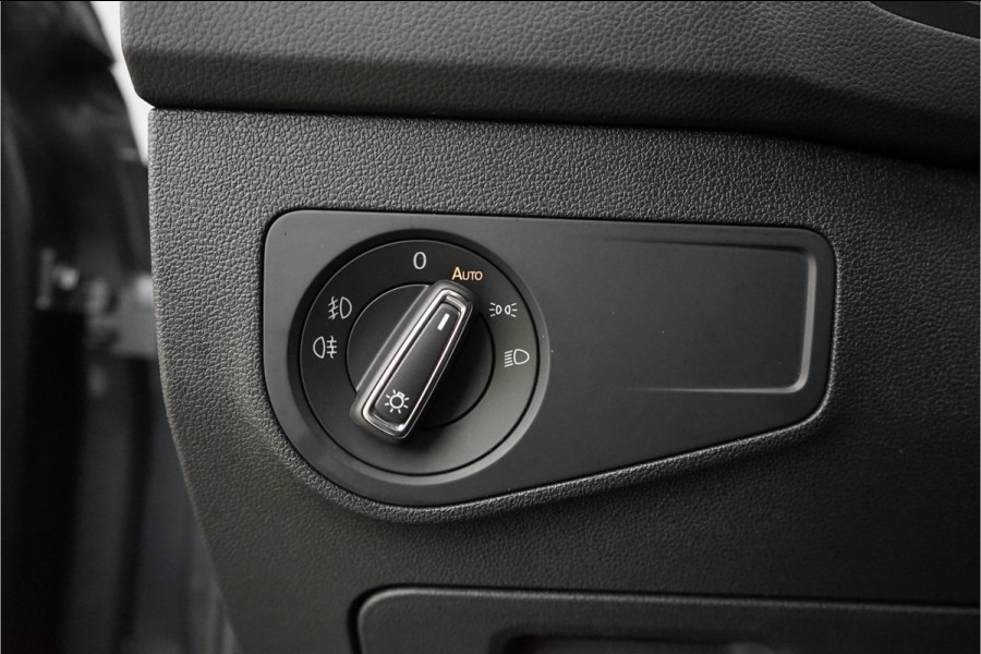 Volkswagen Tiguan 1.4 TSI R-Line Pano ACC Leder Trekhaak 20"