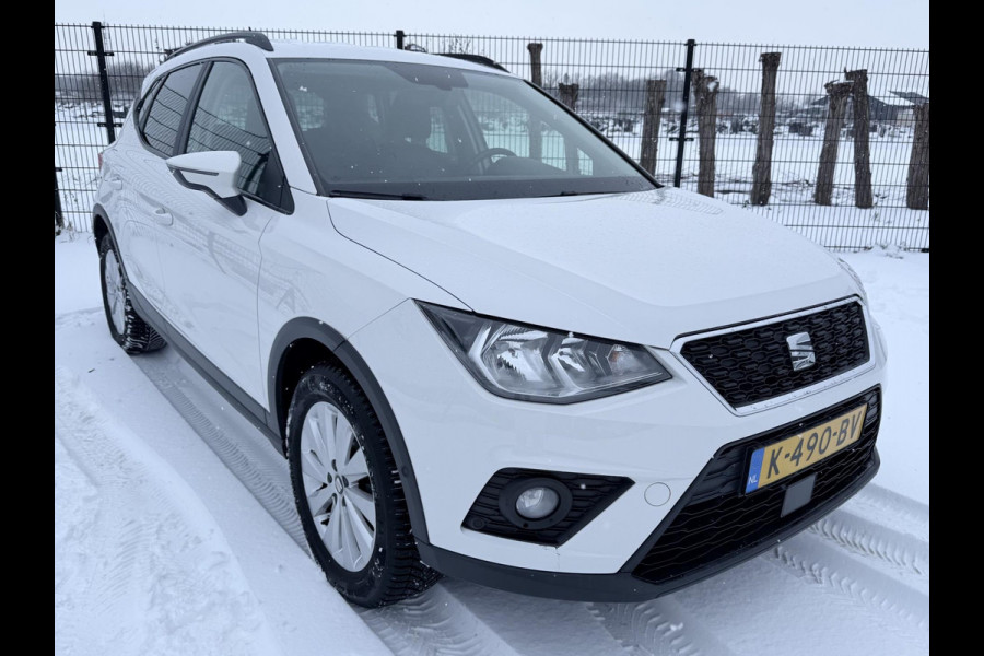 Seat Arona 1.0 TSI Style Business Intense | Carplay | Camera | Adaptieve cruise control | Dodehoek spiegels