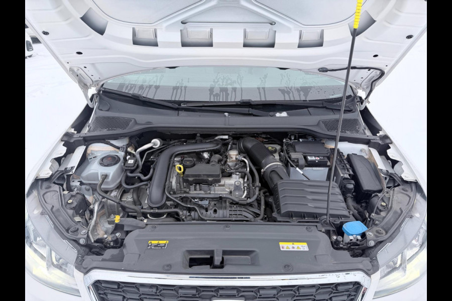 Seat Arona 1.0 TSI Style Business Intense | Carplay | Camera | Adaptieve cruise control | Dodehoek spiegels