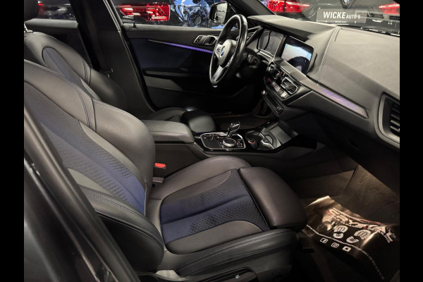 BMW 1-serie 118i High Executive Automaat panorama Led Navigatie