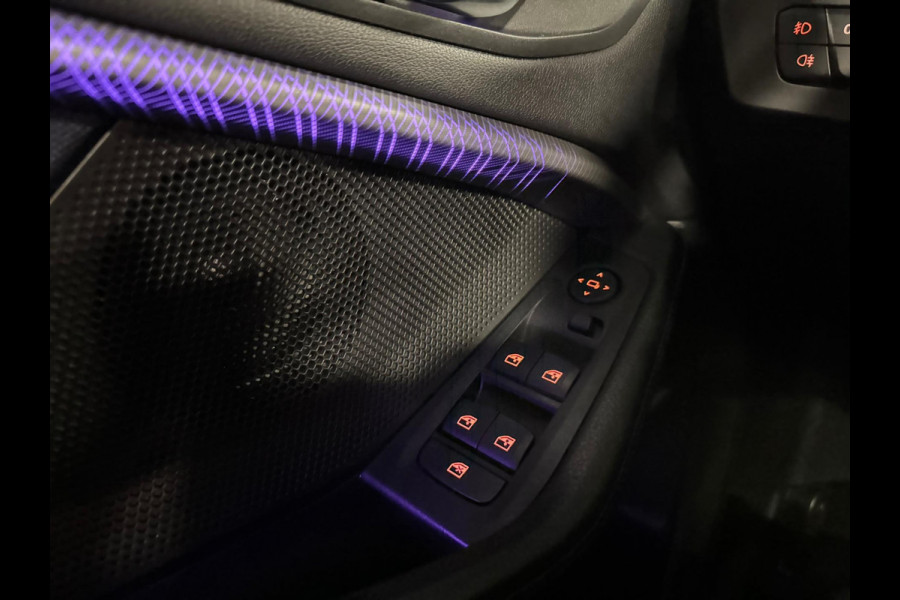 BMW 1-serie 118i High Executive Automaat panorama Led Navigatie