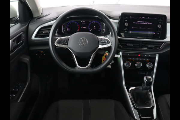 Volkswagen T-Roc 1.0 TSI Life | Stoelverwarming | Carplay | Adaptive cruise | Virtual Cockpit | Full LED | Park Assist | Airco | Bluetooth