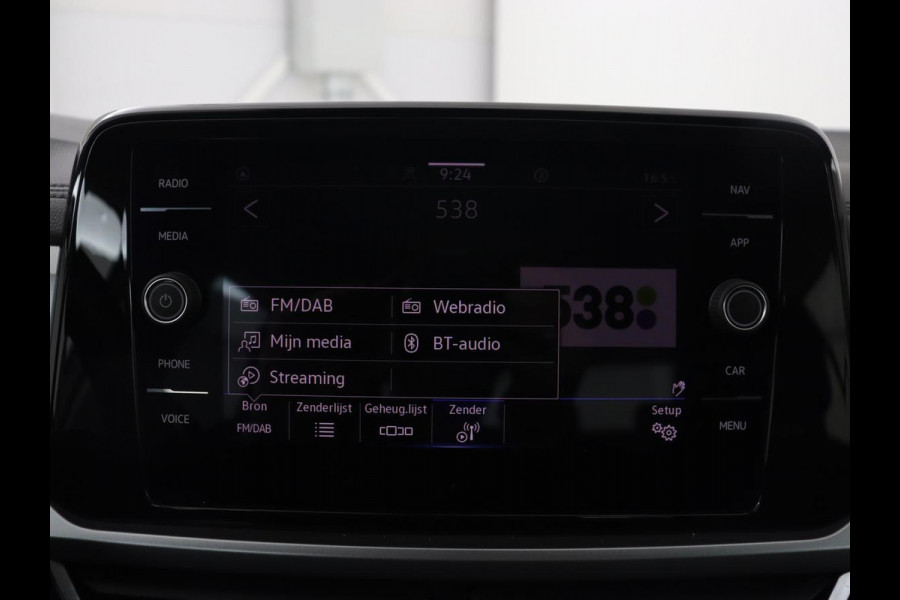 Volkswagen T-Roc 1.0 TSI Life | Stoelverwarming | Carplay | Adaptive cruise | Virtual Cockpit | Full LED | Park Assist | Airco | Bluetooth