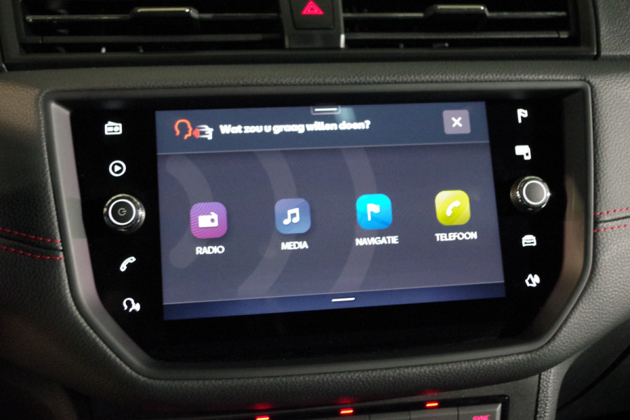 Seat Ibiza 1.0 TSI 110 PK Automaat FR Limited Edition, Panoramadak, Trekhaak, Camera, Stoelverwarming,