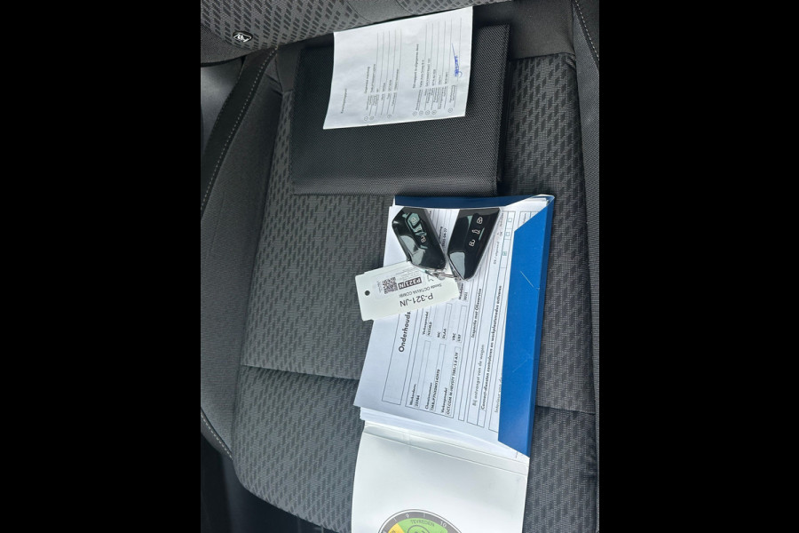 Škoda Octavia Combi 1.0 e-TSI Business Edition Plus HEAD UP|SFEER