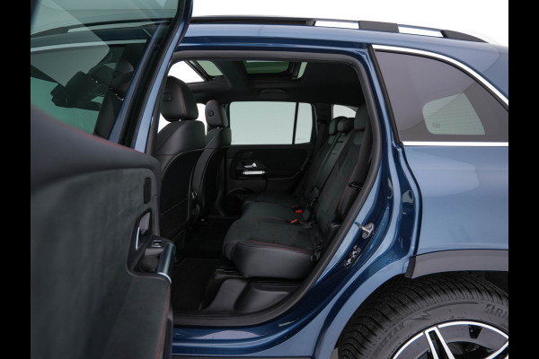 Mercedes-Benz EQB 300 4MATIC AMG-Line 67 kWh [ 3-Fase ] (INCL-BTW) *PANO | HEAD-UP | LEATHER-MICROFIBRE | MEMORY-PACK | WIDE-SCREEN-COCKPIT | FULL-LED | BLINDSPOT | AMBIENT-LIGHT | TOPVIEW | NAVI-FULLMAP | DAB+ | COMFORT/SEATS | ...