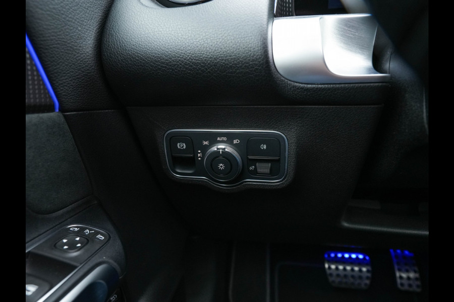 Mercedes-Benz EQB 300 4MATIC AMG-Line 67 kWh [ 3-Fase ] (INCL-BTW) *PANO | HEAD-UP | LEATHER-MICROFIBRE | MEMORY-PACK | WIDE-SCREEN-COCKPIT | FULL-LED | BLINDSPOT | AMBIENT-LIGHT | TOPVIEW | NAVI-FULLMAP | DAB+ | COMFORT/SEATS | ...