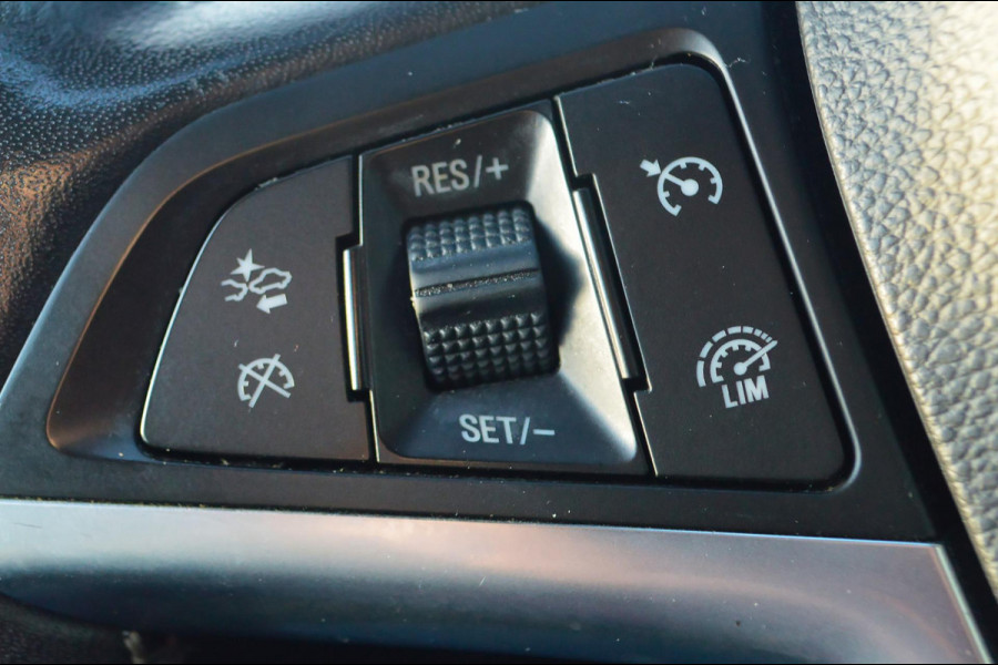 Opel Mokka X 1.4 Turbo Innovation | Leder | Stoel- en stuurverwarming | Camera