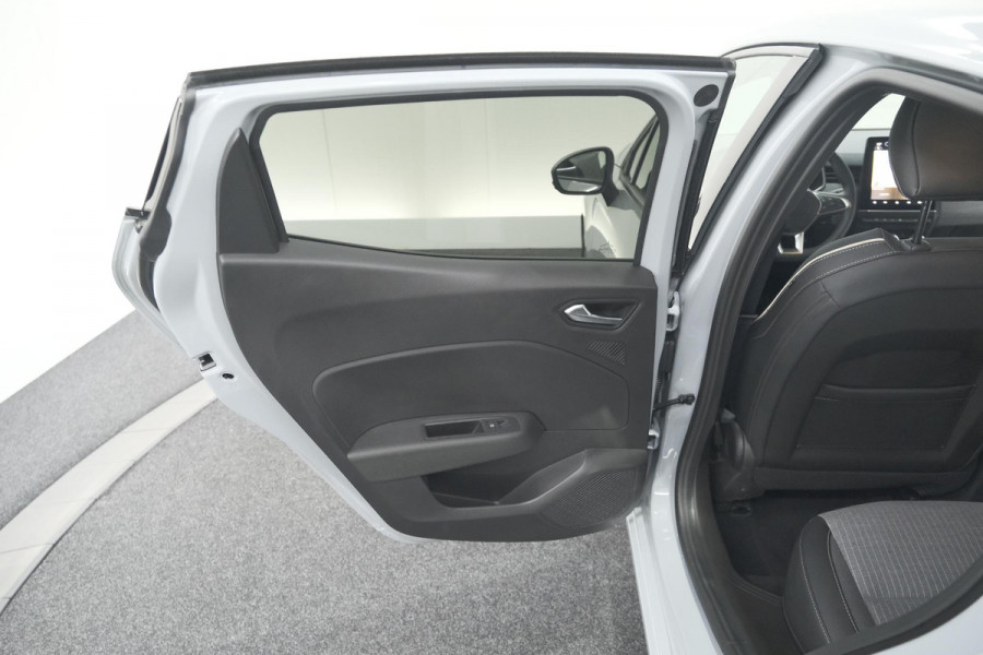 Renault Clio 1.0 TCe 90 GPF techno | 360 Camera | Adaptieve Cruise Control | 9.3 Inch Groot Scherm