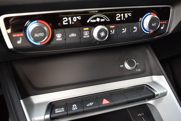 Audi Q3 45 TFSIe 245PK S-TRONIC S-LINE HYBRID LED/VIRTUAL/PDC/CARPLAY