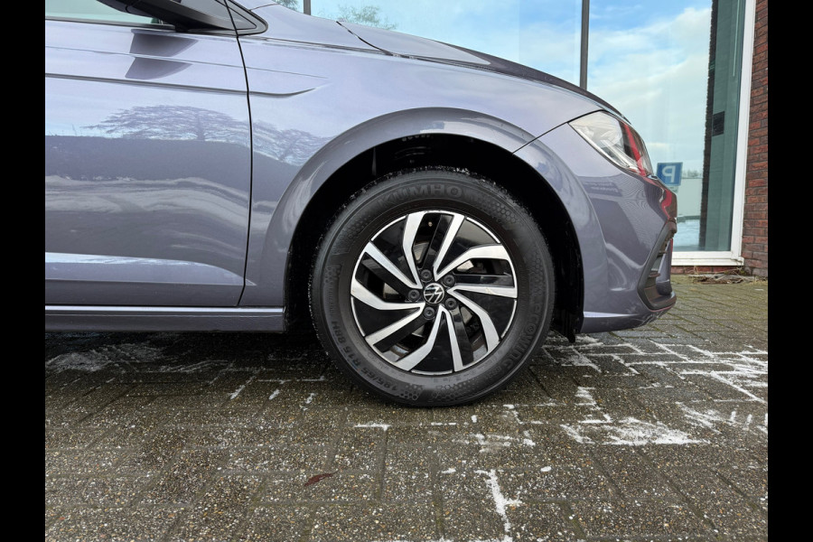 Volkswagen Polo 1.0 TSI Life Business - Automaat - Media Apple/Android - Parkeersensoren - Climate