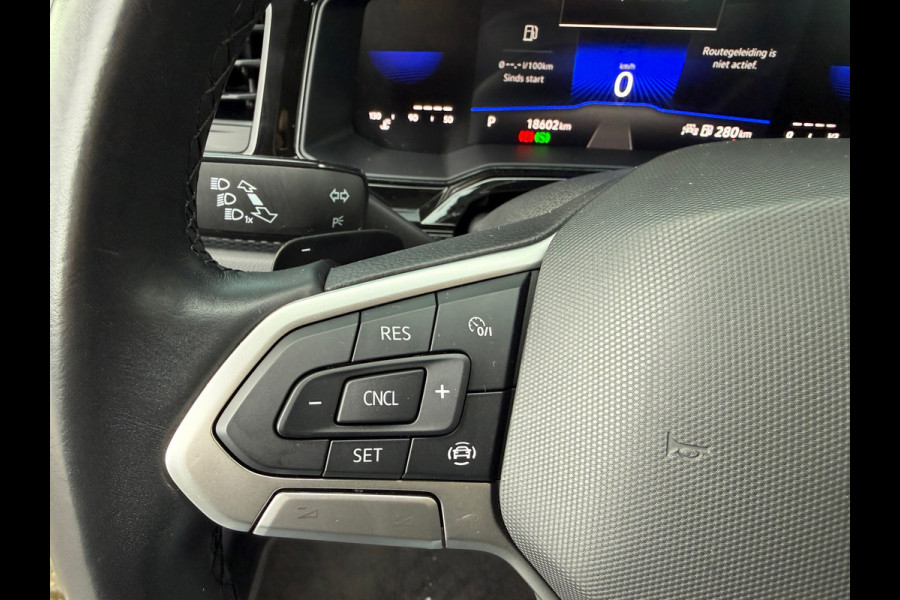 Volkswagen Polo 1.0 TSI Life Business - Automaat - Media Apple/Android - Parkeersensoren - Climate