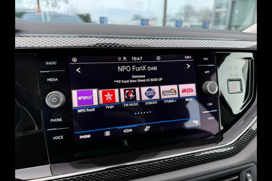 Volkswagen Polo 1.0 TSI Life Business - Automaat - Media Apple/Android - Parkeersensoren - Climate