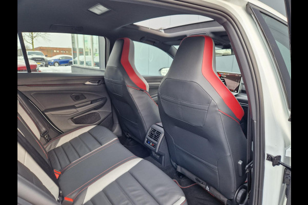 Volkswagen Golf 8.5 2.0 TSI GTI Clubsport /Akrapovic /HUD /H&K