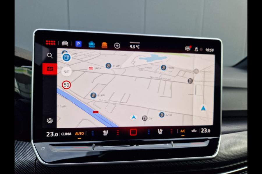 Volkswagen Golf 8.5 2.0 TSI GTI Clubsport /Akrapovic /HUD /H&K