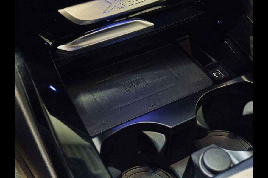 BMW X3 xDrive20i High Exe. M-Sport | 20" | HeadUp | Trekhaak