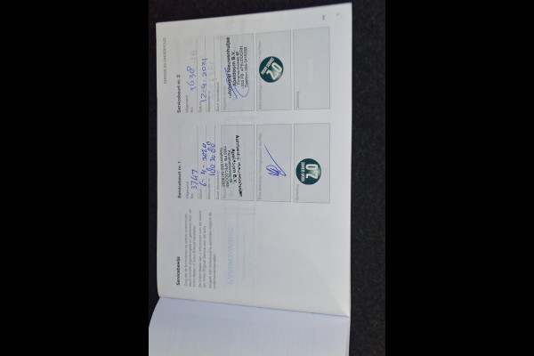 Volvo XC40 2.0 T4 Inscription | Wegklapbare trekhaak | Denim Blue + Beige leder | Stoelverwarming