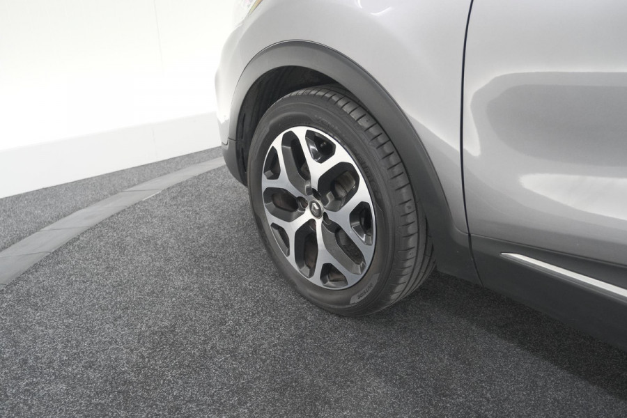 Renault Captur TCe 90 Intens | Camera | Dodehoekdetectie | Navigatie | Parkeersensoren