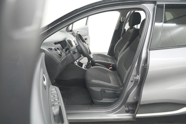 Renault Captur TCe 90 Intens | Camera | Dodehoekdetectie | Navigatie | Parkeersensoren