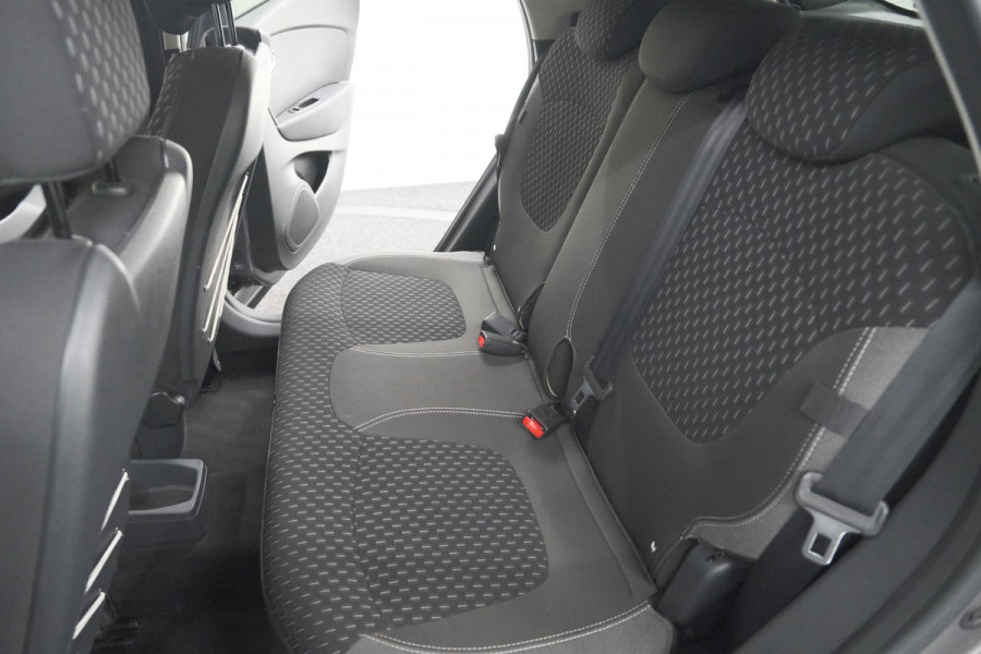 Renault Captur TCe 90 Intens | Camera | Dodehoekdetectie | Navigatie | Parkeersensoren