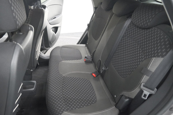 Renault Captur TCe 90 Intens | Camera | Dodehoekdetectie | Navigatie | Parkeersensoren