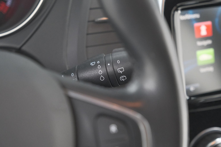 Renault Captur TCe 90 Intens | Camera | Dodehoekdetectie | Navigatie | Parkeersensoren