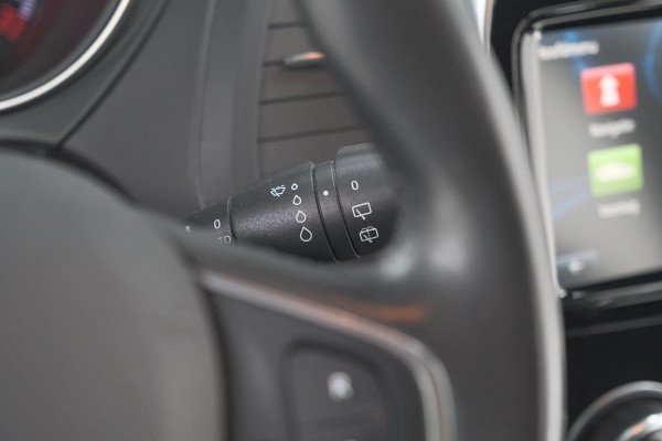 Renault Captur TCe 90 Intens | Camera | Dodehoekdetectie | Navigatie | Parkeersensoren