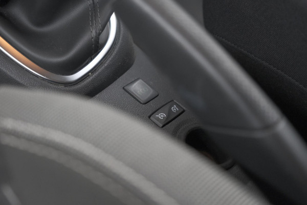 Renault Captur TCe 90 Intens | Camera | Dodehoekdetectie | Navigatie | Parkeersensoren