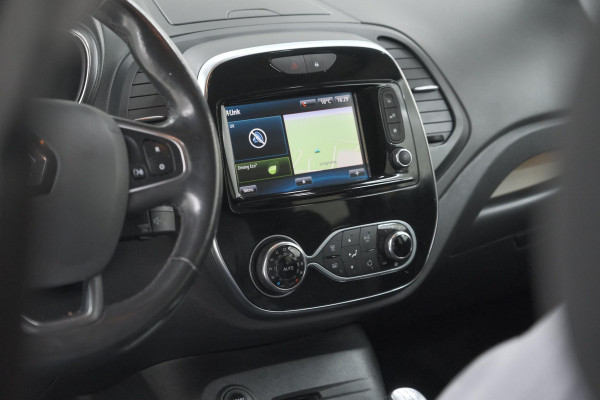 Renault Captur TCe 90 Intens | Camera | Dodehoekdetectie | Navigatie | Parkeersensoren