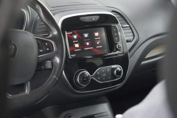 Renault Captur TCe 90 Intens | Camera | Dodehoekdetectie | Navigatie | Parkeersensoren