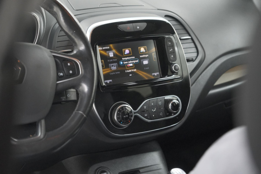 Renault Captur TCe 90 Intens | Camera | Dodehoekdetectie | Navigatie | Parkeersensoren