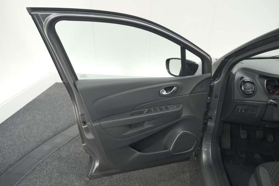 Renault Captur TCe 90 Intens | Camera | Dodehoekdetectie | Navigatie | Parkeersensoren