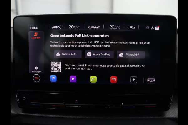 Seat Leon 1.0 eTSI Style | Trekhaak | Camera | Carplay | Full LED | Navigatie | Cruise control | Parkeerhulp | Climate control | Bluetooth