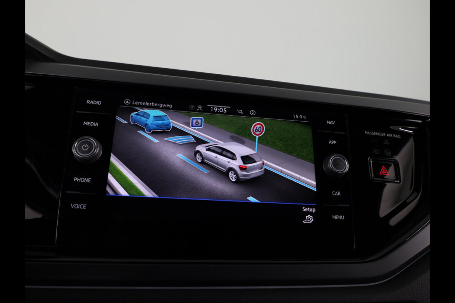 Volkswagen Polo 1.0 TSI R-Line Business 95PK | Panoramadak | Camera | Stoelverwarming | Verlengde garantie | Digitaal dashboard