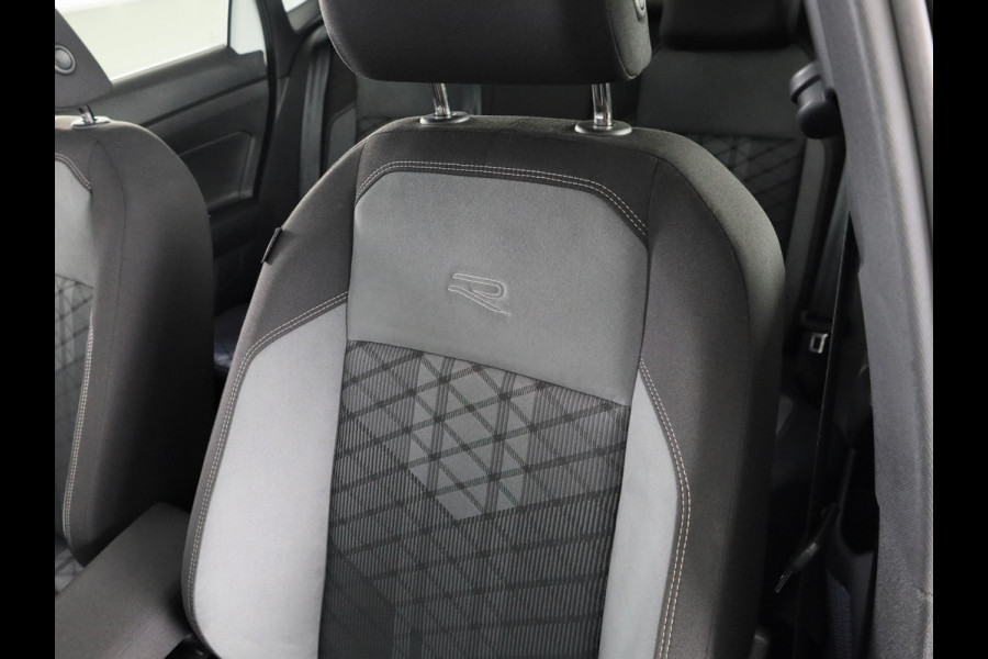 Volkswagen Polo 1.0 TSI R-Line Business 95PK | Panoramadak | Camera | Stoelverwarming | Verlengde garantie | Digitaal dashboard